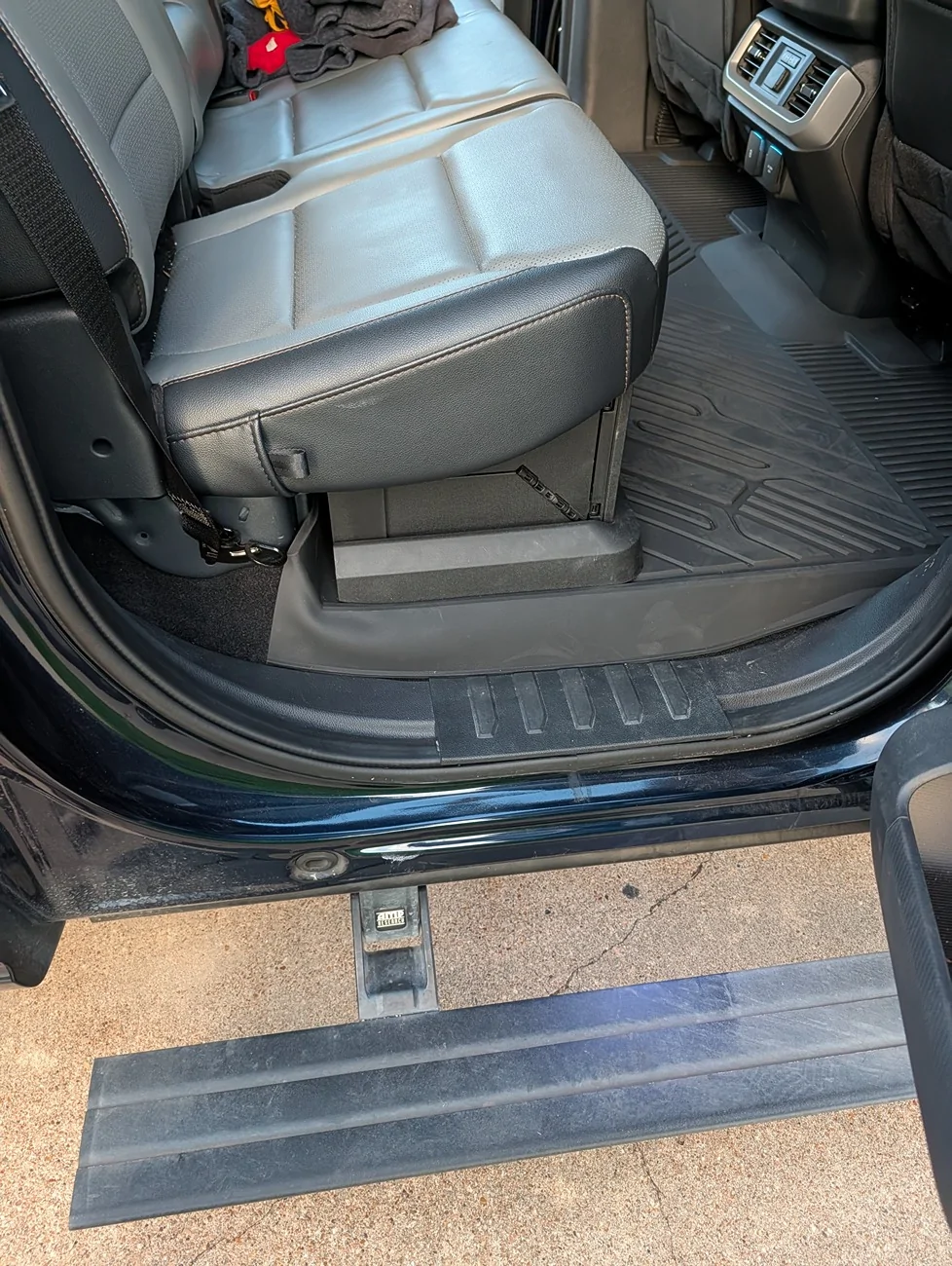 Ford F-150 Lightning 3W Auto-life Mats Review PXL_20260810_010501055