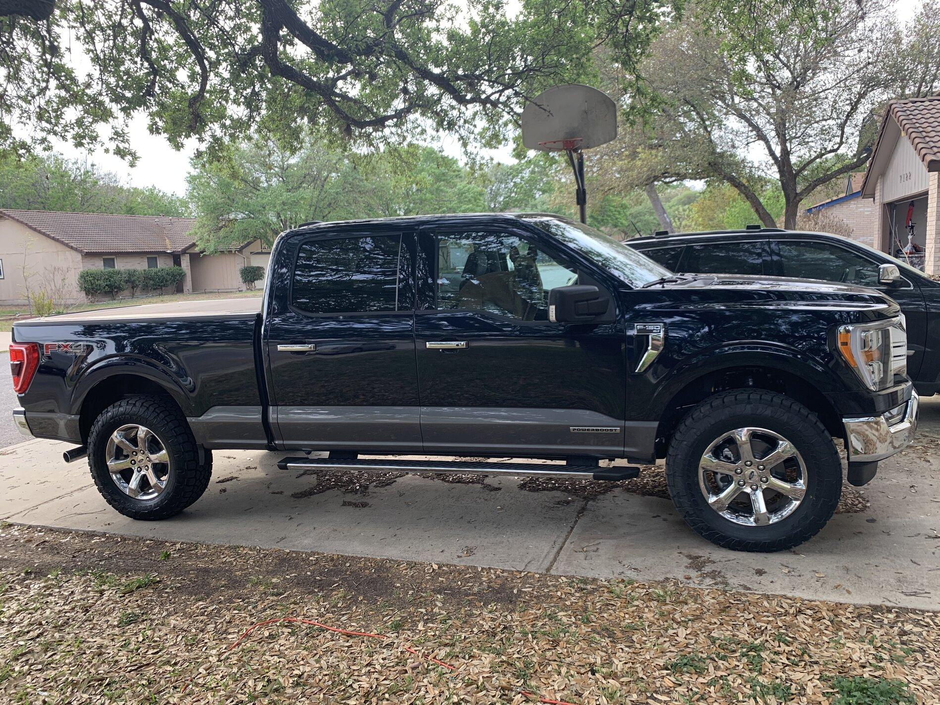 Ford F-150 Lightning Sport 20s with 285/65, 295/65, or 35x12.50 479FBC22-B705-4AC3-851D-BBAC33EA9098