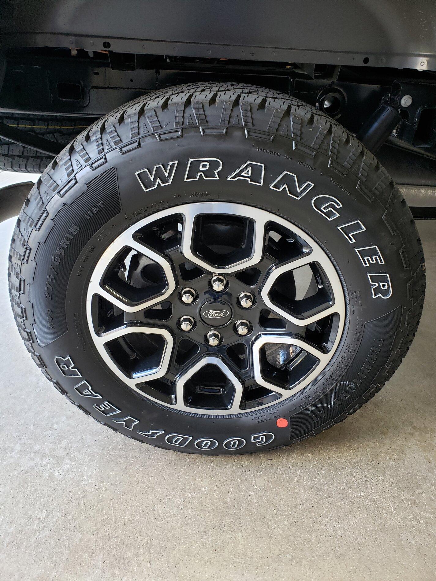 Ford F-150 Lightning SOLD 18" Sport wheels and Goodyear Wranglers 20210415_135621