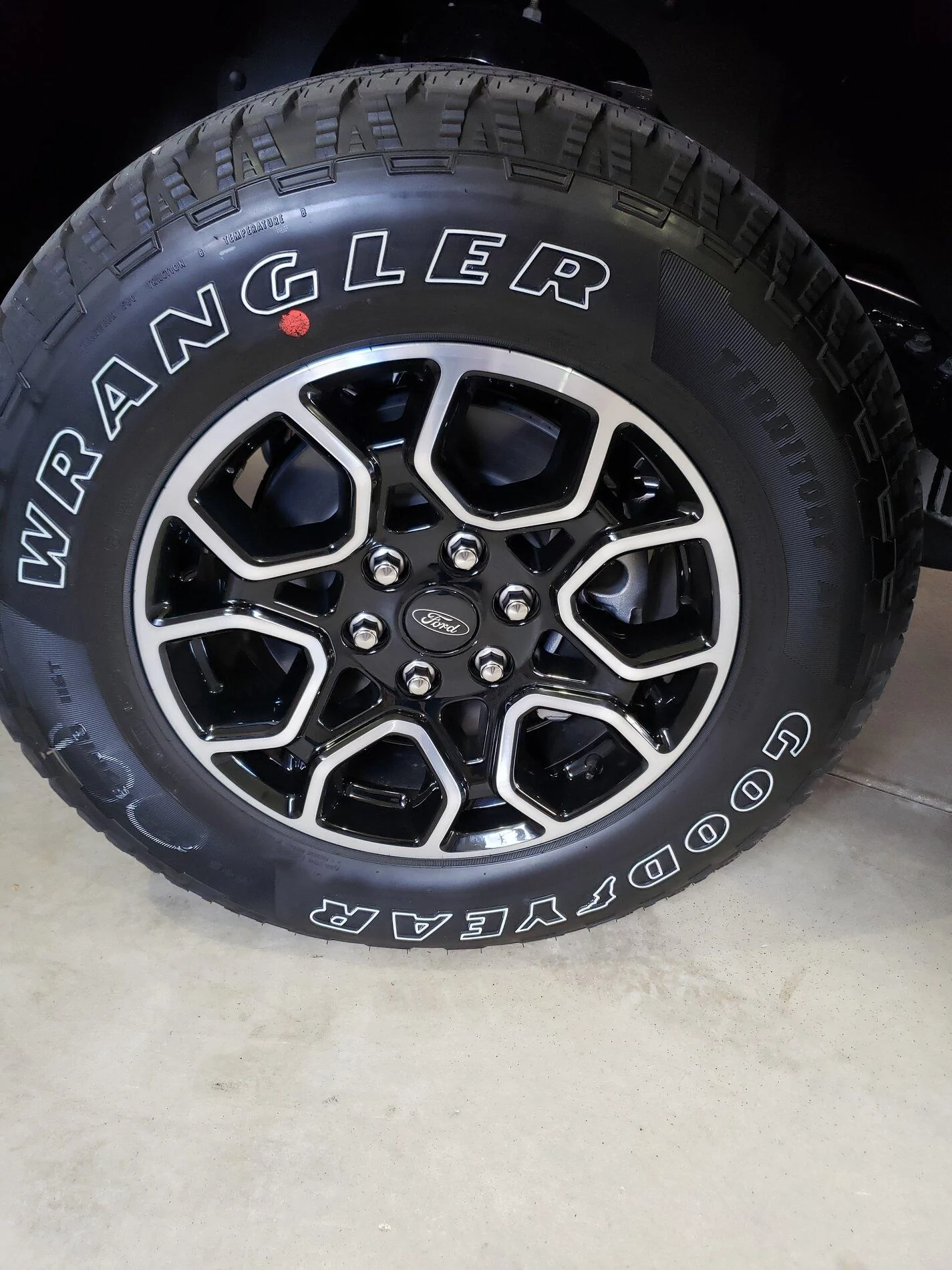 Ford F-150 Lightning SOLD 18" Sport wheels and Goodyear Wranglers 20210415_135638