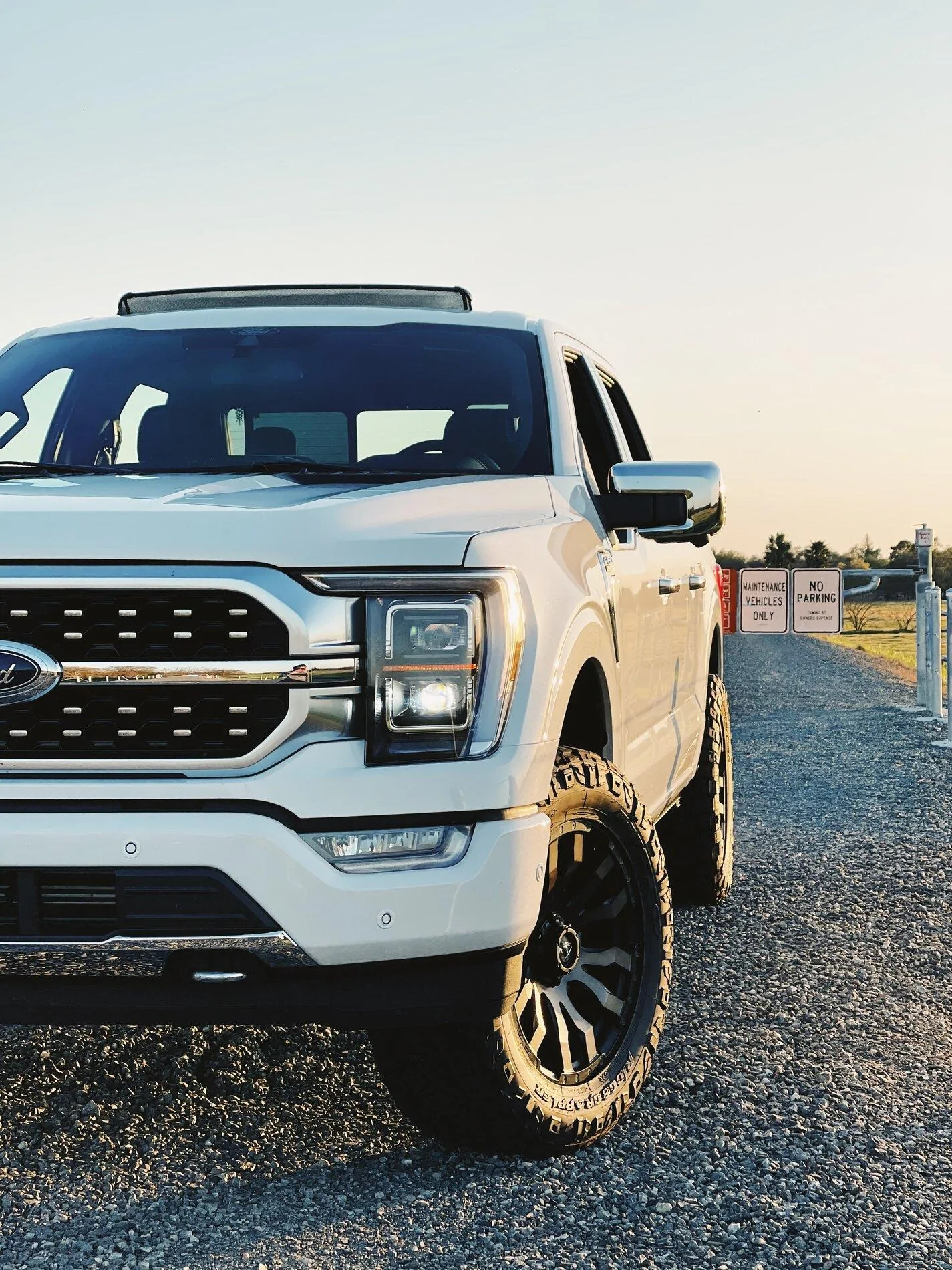 Ford F-150 Lightning 2021 F-150 Platinum Star White C9AC3B76-990D-4C91-AD7B-6436BA0FBE3C