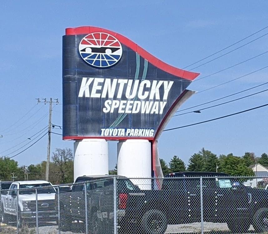 Ford F-150 Lightning ?Kentucky Speedway and the Ford Super Duty ? 02C54DC4-9BC1-49CE-BF5E-134DB1EE97E4