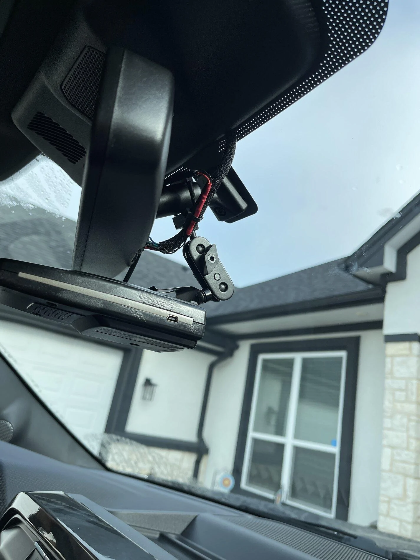 Ford F-150 Lightning 2021 F150 - splice power from rear view mirror for radar detector? imag