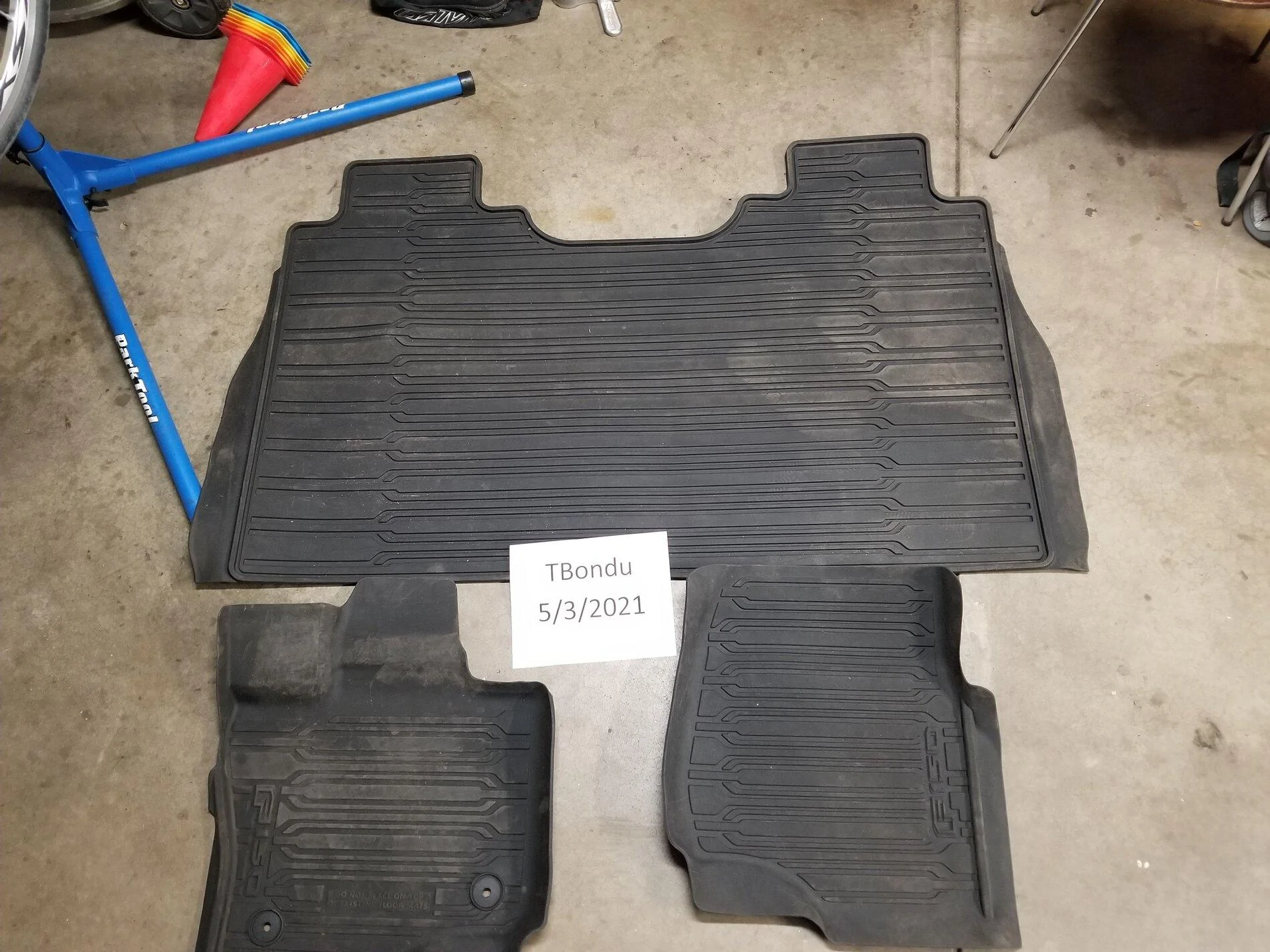 Ford F-150 Lightning Ford factory rubber floor mats (black) 20210503_150011