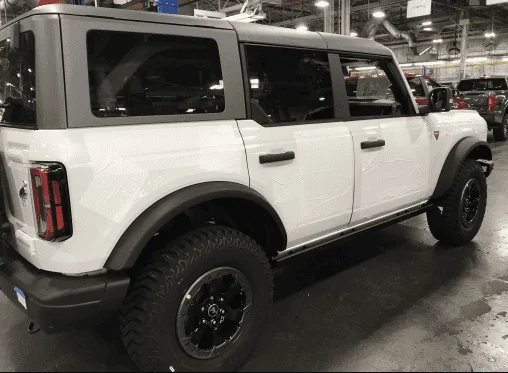 Ford F-150 Lightning Ford tells Bronco customers production will be delayed Bronco1