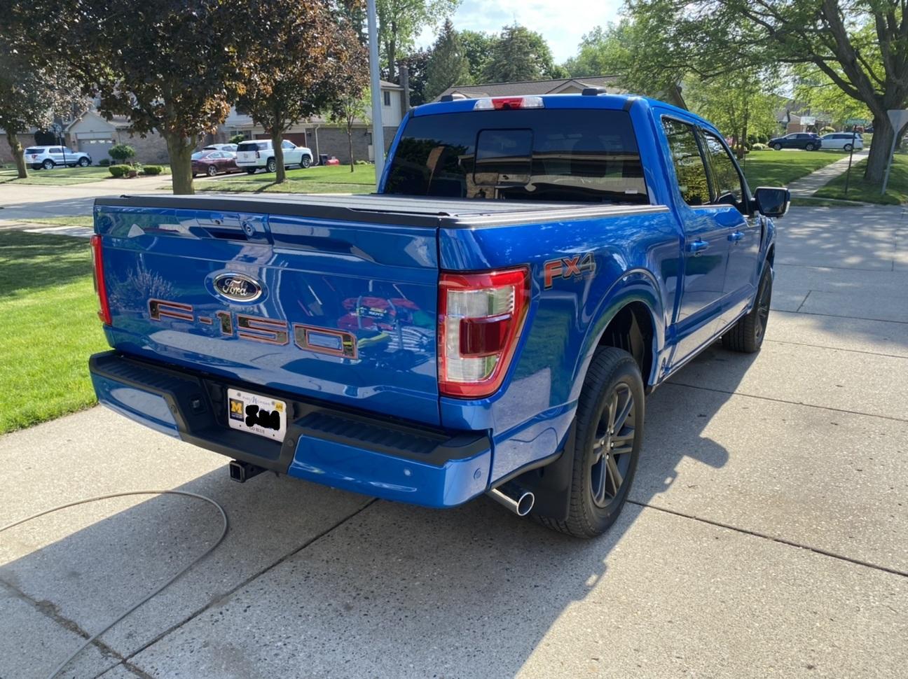 Ford F-150 Lightning 3D tailgate lettering Image-2