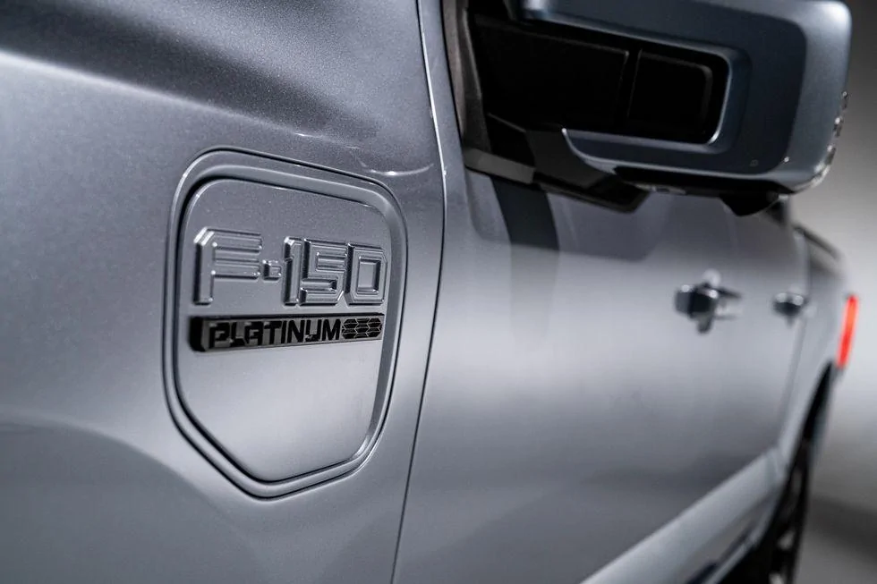 Ford F-150 Lightning ⚡️Complete Photo + Wallpaper Archive for the New F-150 Lightning⚡️ C212EDFD-142E-42FA-971E-D1DF5B338600