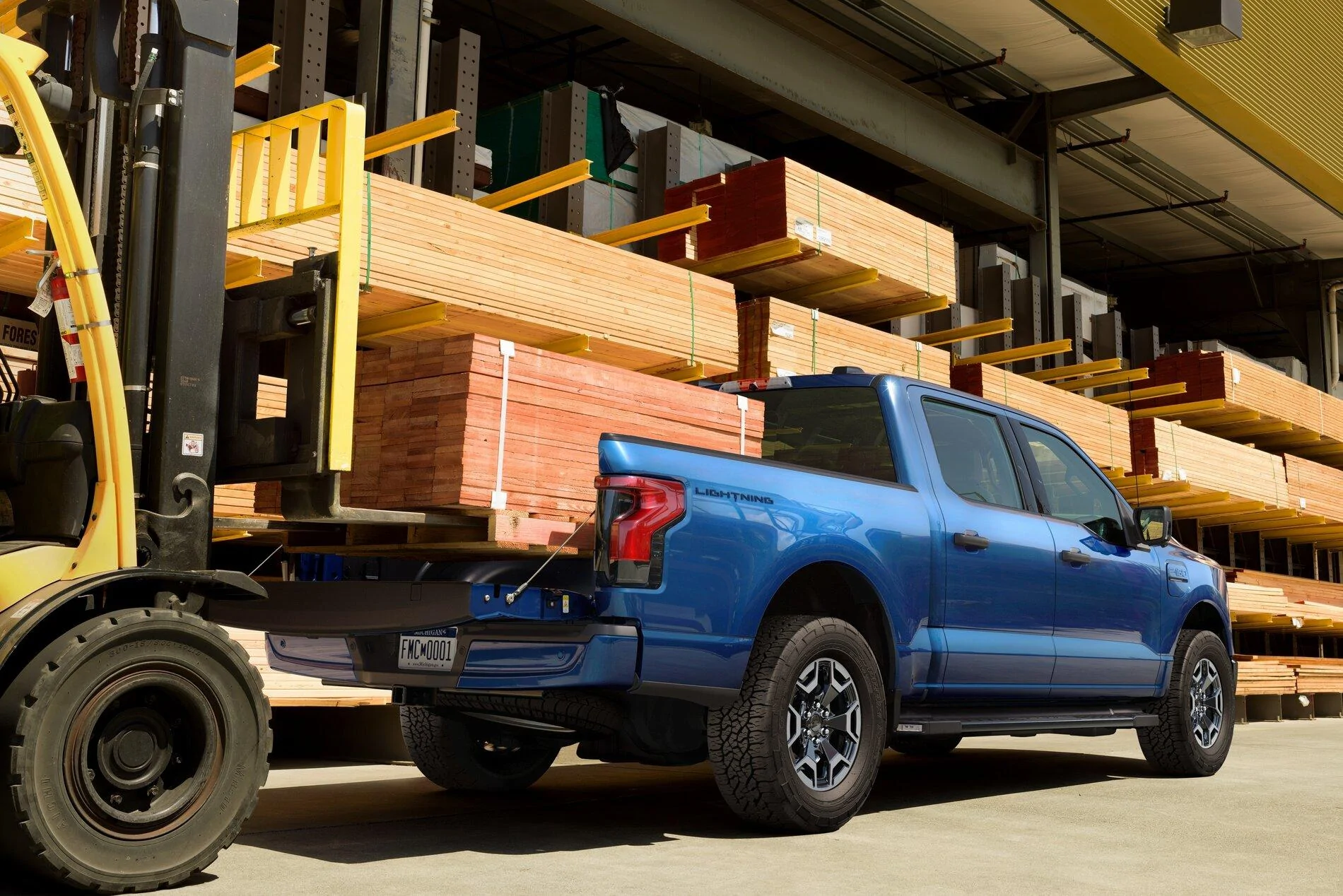 Ford F-150 Lightning ⚡️Complete Photo + Wallpaper Archive for the New F-150 Lightning⚡️ 08DD829D-F6B7-4318-B68A-1F05DF1EE323