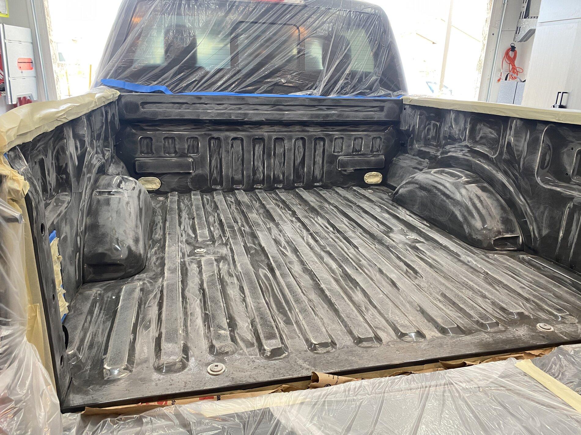Ford F-150 Lightning Raptor Bed Liner DIY'd 5AFAB277-3278-4DEC-B5E5-5B164959B1B3