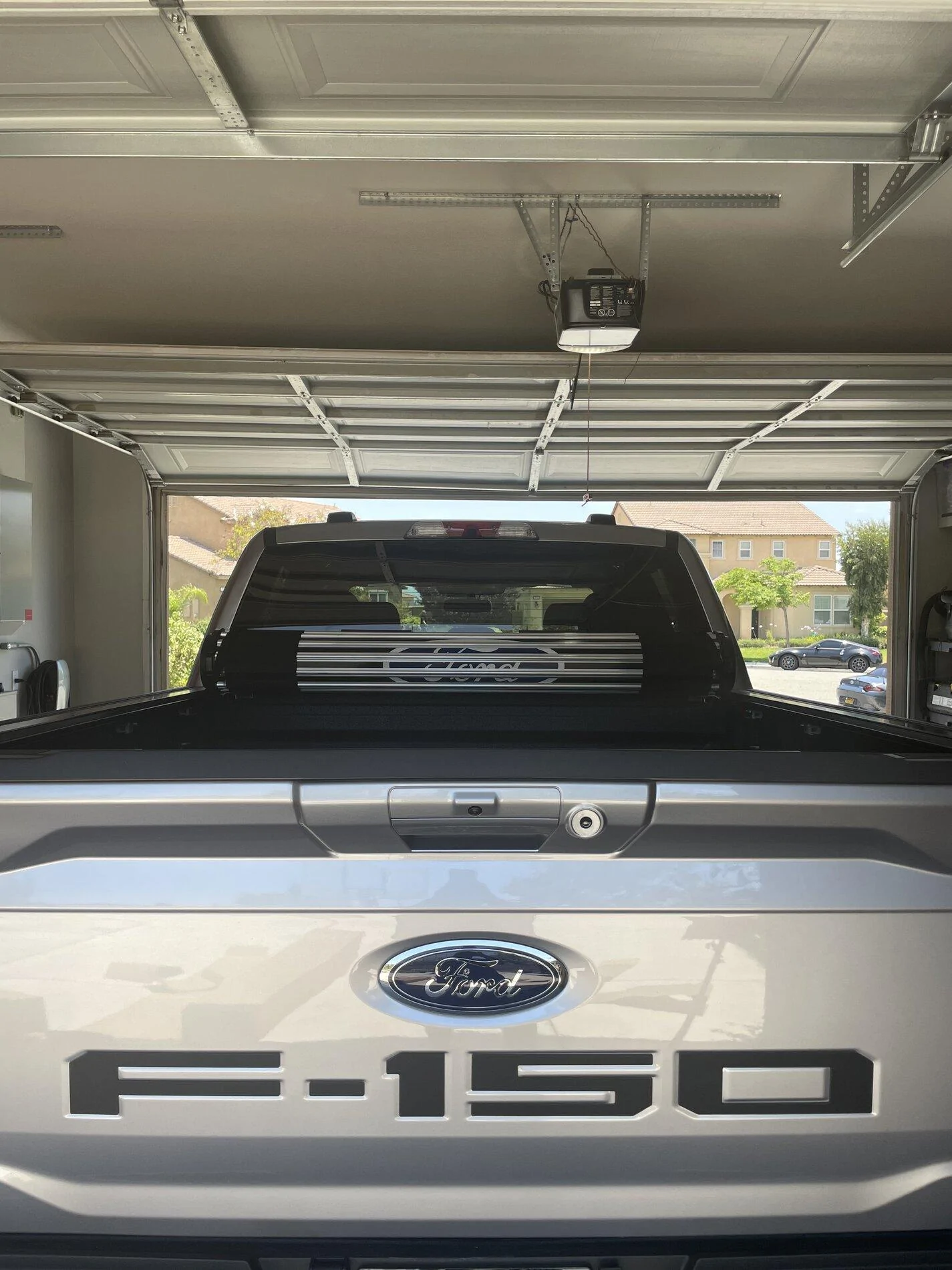 Ford F-150 Lightning Tonneau covers - Flip vs Roll vs Retrax B4A51210-2F58-4270-9C7B-3C73C1953BA8