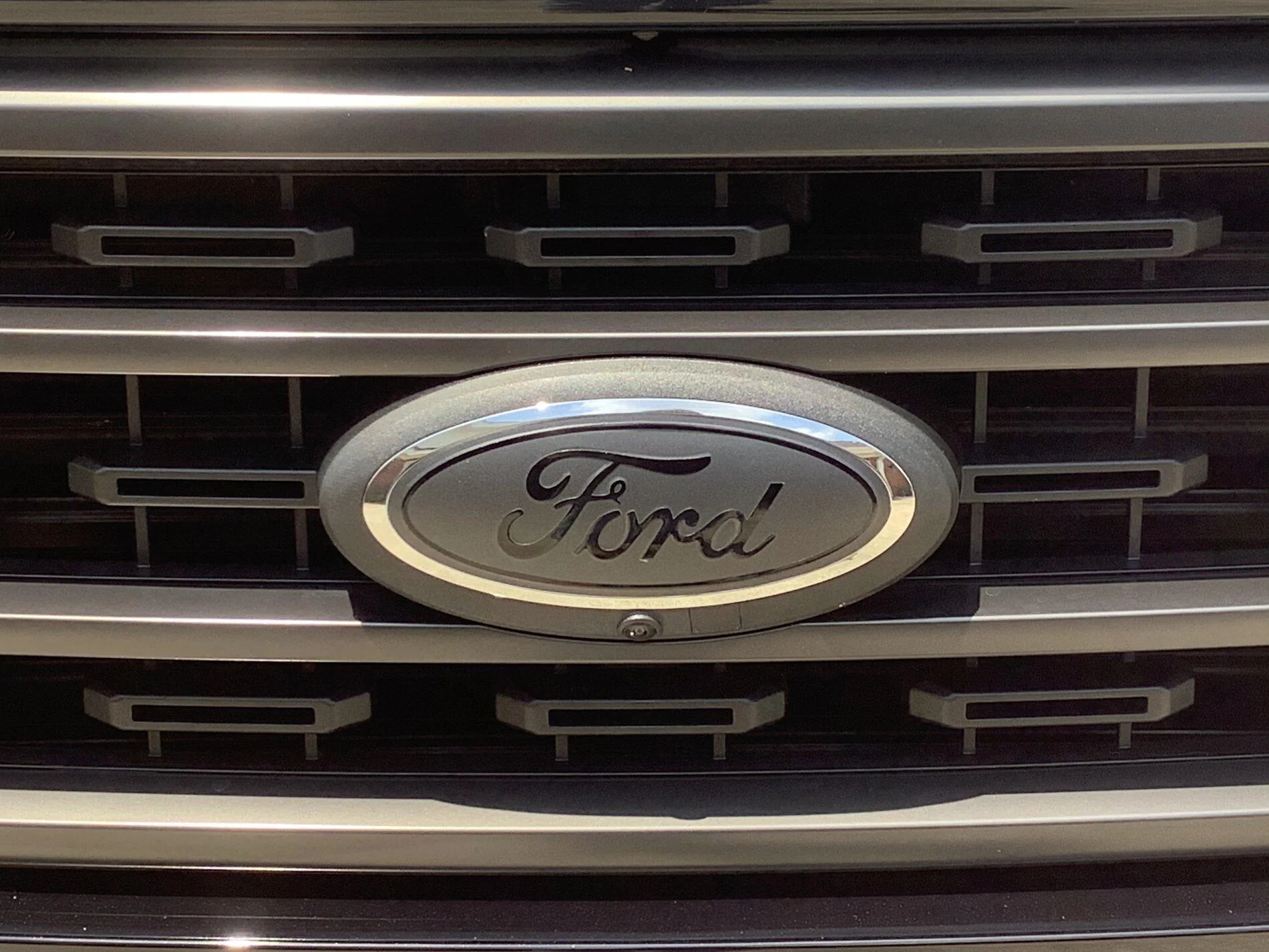 Ford F-150 Lightning Finally Airbrushed Taillights and Badges 2b00db8b-881b-4302-a01c-b747c9a8e46e-jpeg