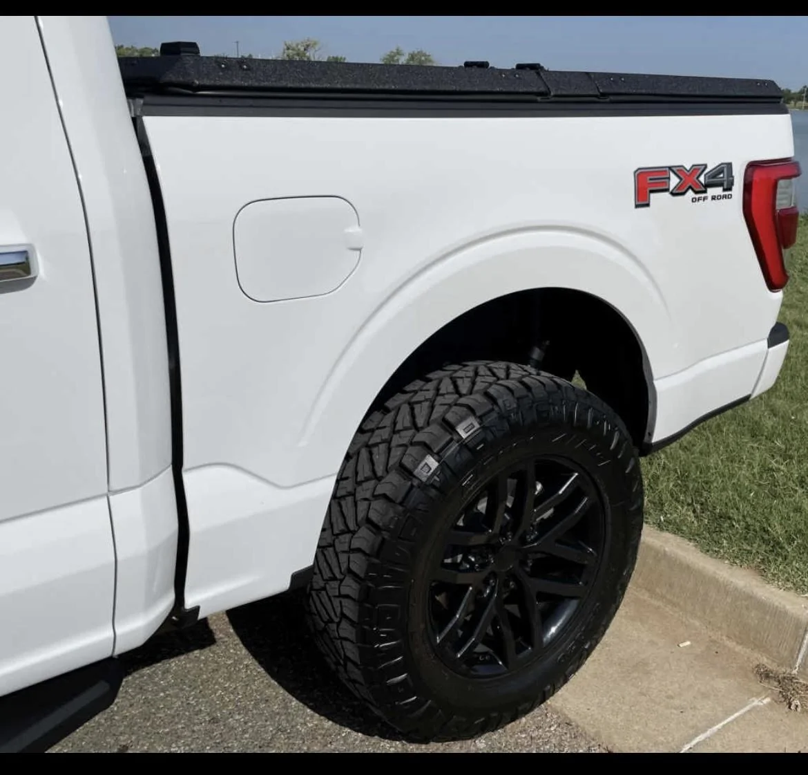 Ford F-150 Lightning Diamondback HD - sold 5B6FA03B-D938-4E2E-931B-90DDF2EAC9F0