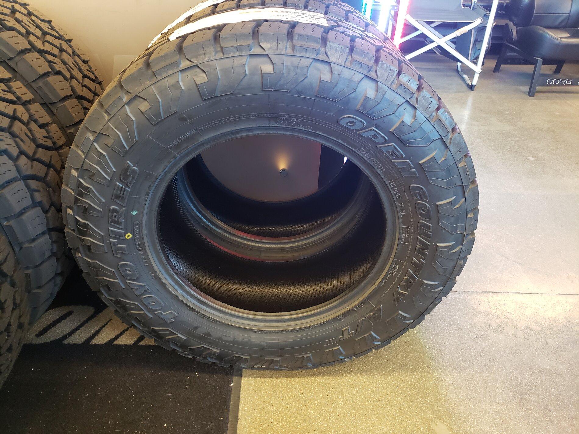 Ford F-150 Lightning Nitto Ridge Grapple vs Toto AT3 20210805_141501