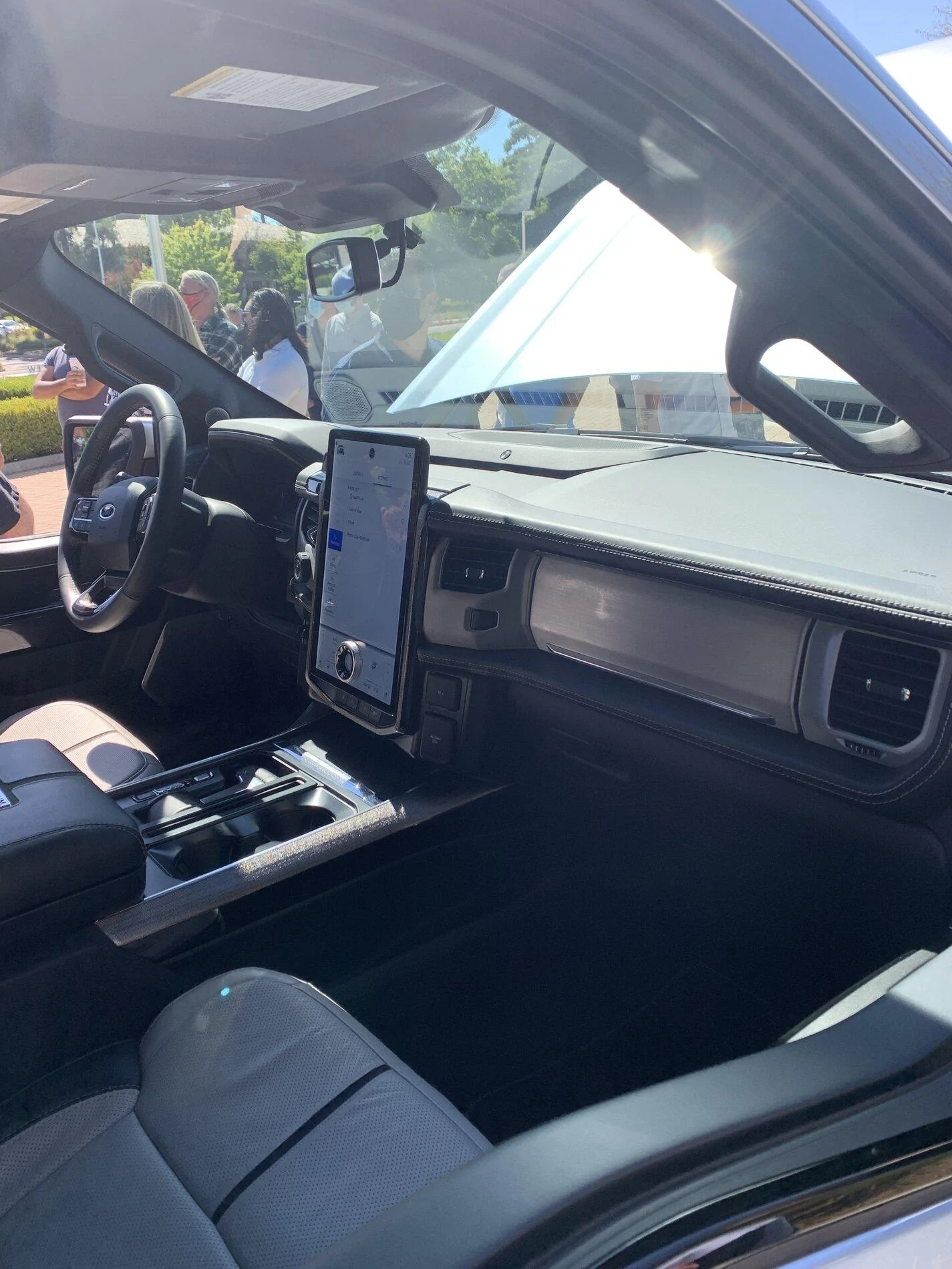 Ford F-150 Lightning Answers & Info From F-150 Lightning Event. 300 mile range with 1000 lbs payload confirmed 64b51e16-2ea4-4603-8dcb-f4bcc3a3f77a-jpeg