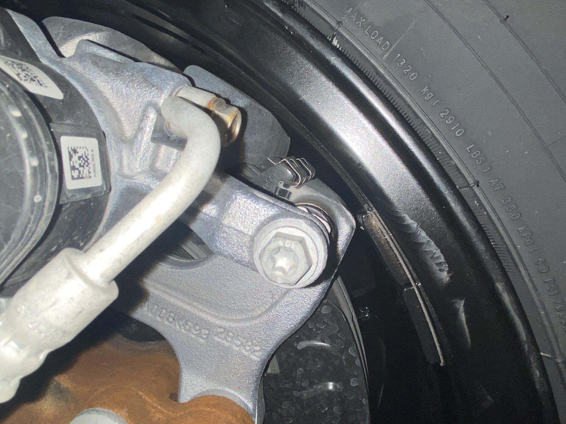 Ford F-150 Lightning 17” Wheels & Max Trailer Tow B26FD721-51D8-4C6F-AD1E-A8B7C3D03C0B