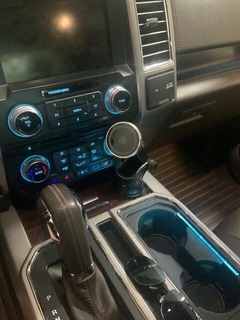 Ford F-150 Lightning iPhone 12 shows charging but does not IMG_0120