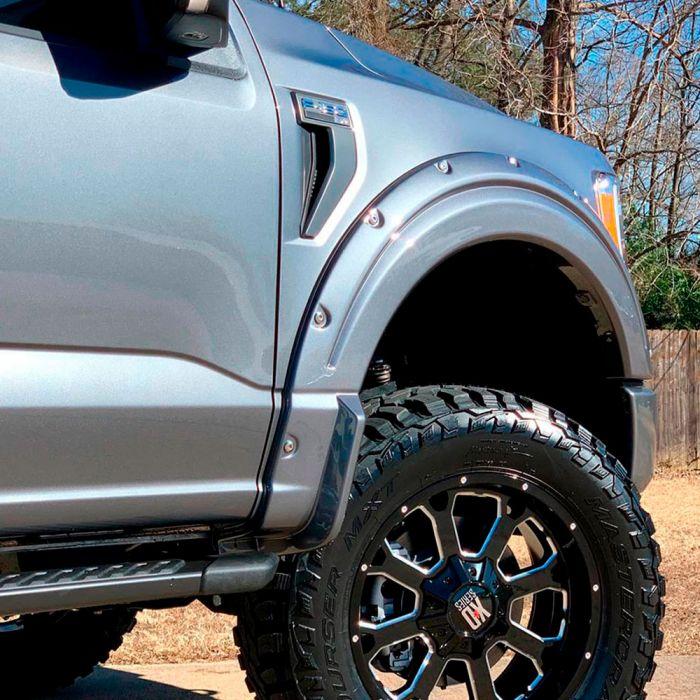 Ford F-150 Lightning Rocker panel molding? DFC9C47F-7E0B-4F78-8F55-E7BB0E4DC158