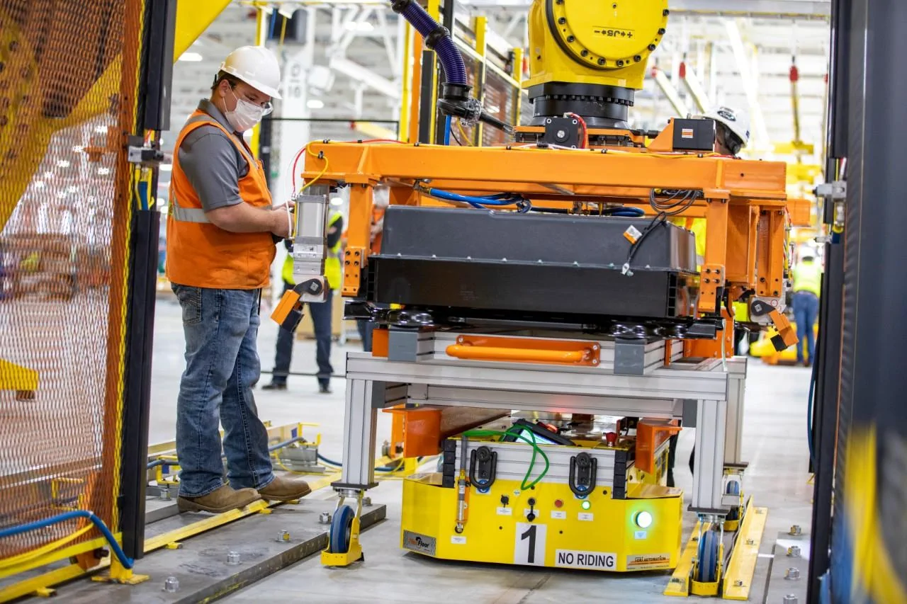 Ford F-150 Lightning F-150 Lightning Pre-Production Officially Begins at Ford's Rouge EV Center After 150k Reservations! Ford Rouge Electric Vehicle Center_18