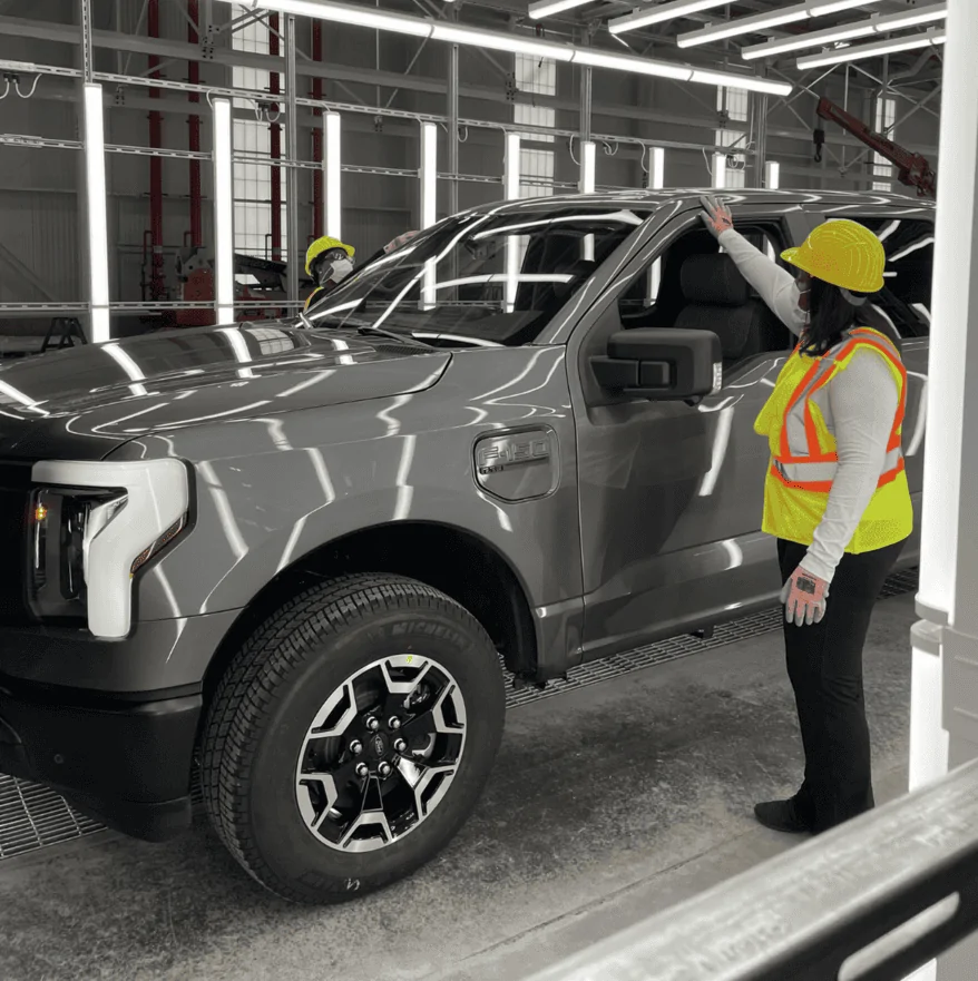 Ford F-150 Lightning Lightning Pro with cloth seats spotted F150 Lightning Pro Cloth Seats Carbonized Gray