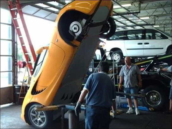 Ford F-150 Lightning Lightning Reservation Holders Beware... -lotus-elise-falls-off-mechanic-shop-lift-fail-jpg