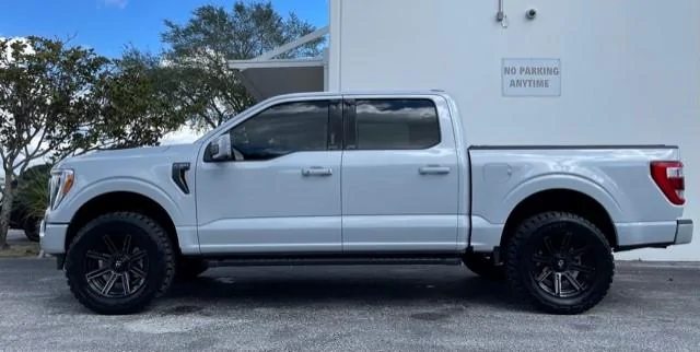 Ford F-150 Lightning 2021 Lariat Space White 4x4 Sport Leveled Fuel Rouge 20 x 9 Toyo OC RT 295 60 R20 F150 1