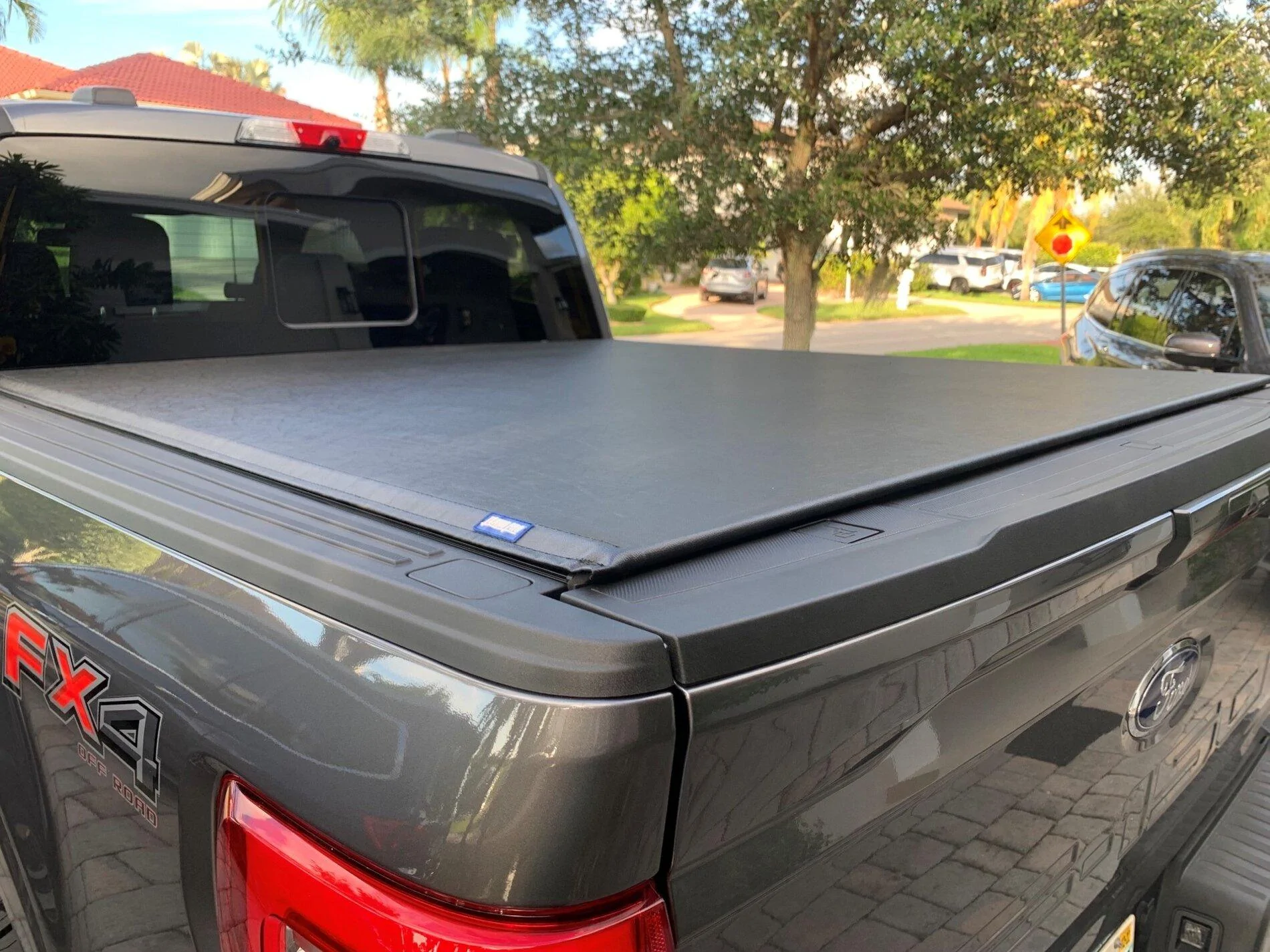 Ford F-150 Lightning Ford tonneau cover cover 1