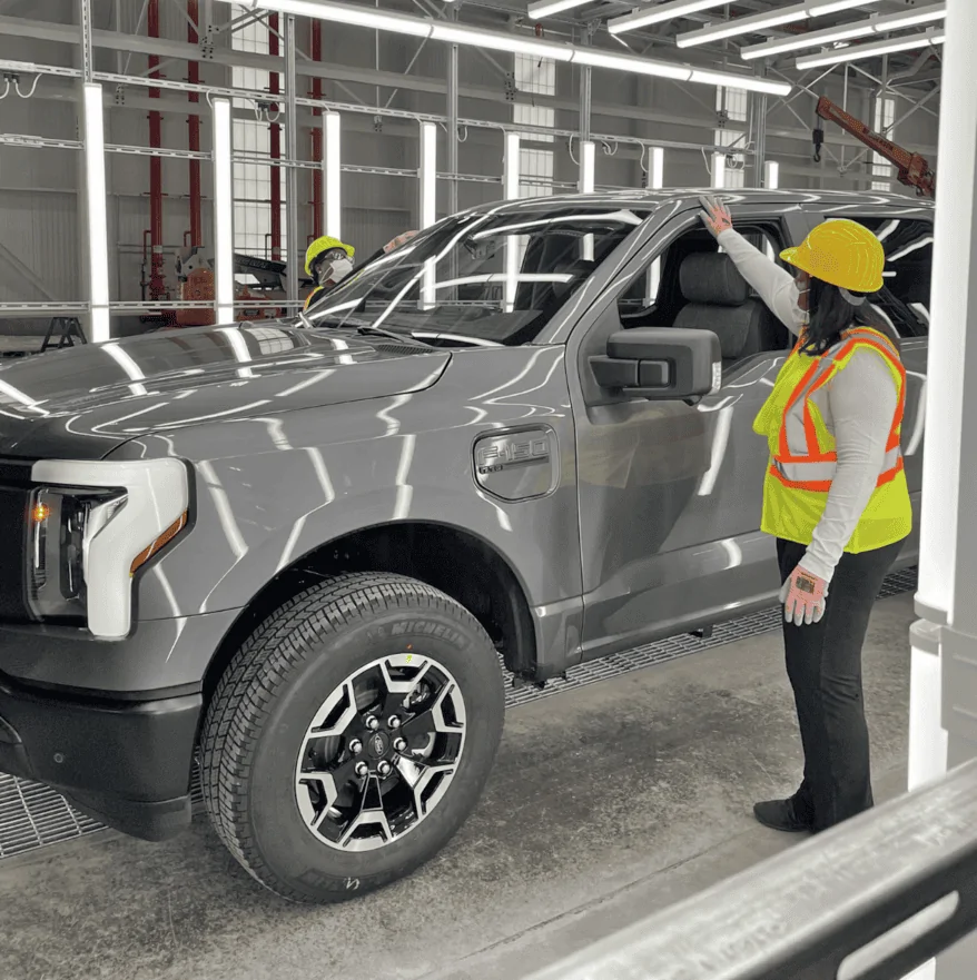 Ford F-150 Lightning CARBONIZED GRAY F-150 Lightning Photos & Club F150 Lightning Pro Cloth Seats Carbonized Gray larg