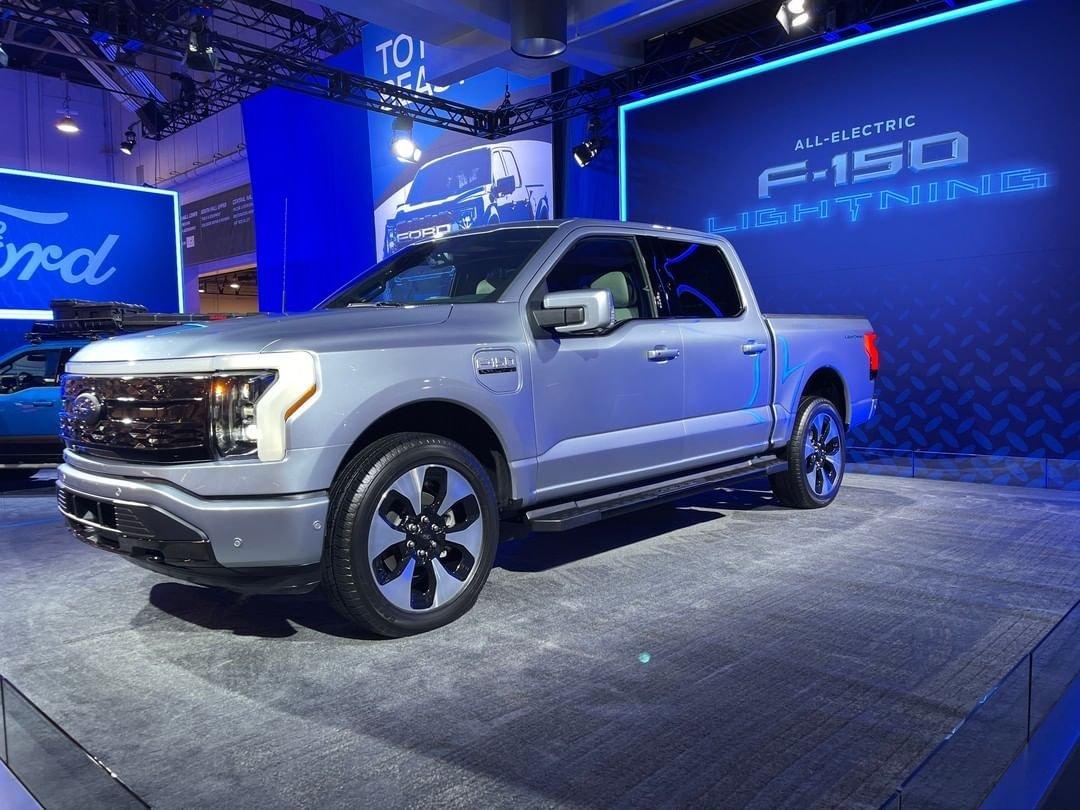Ford F-150 Lightning F-150 Lightning @ SEMA [Updated w/ Walkaround Video] 2022 Ford F-150 Lightning SEMA 2021 1