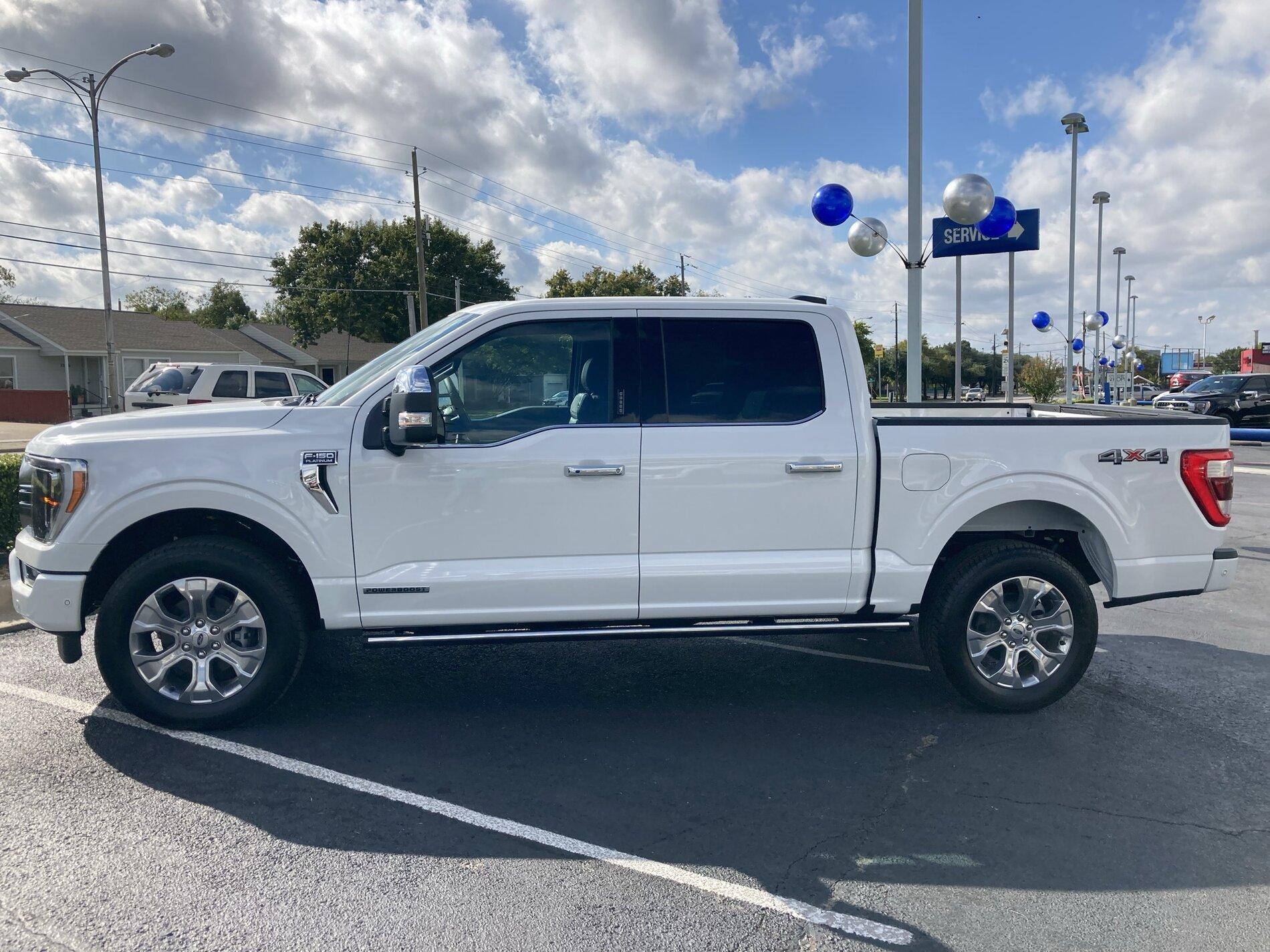 Ford F-150 Lightning 2021 F-150 Platinum star white 4x4 32ABAC93-C083-4823-9FF0-469AD4180D52