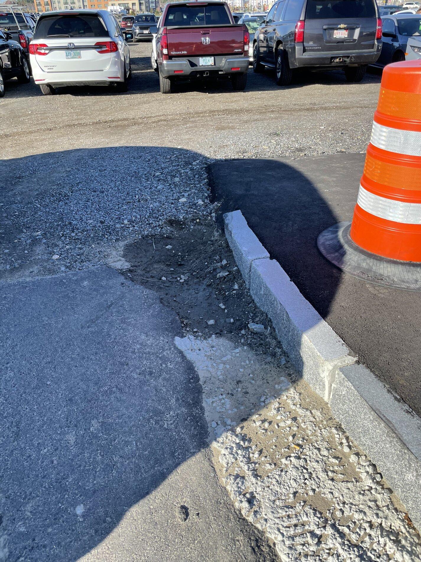 Ford F-150 Lightning Anyone with Platinum takeoff rims looking to part with one? 892DE42C-7782-4A78-8378-B0D748575A40