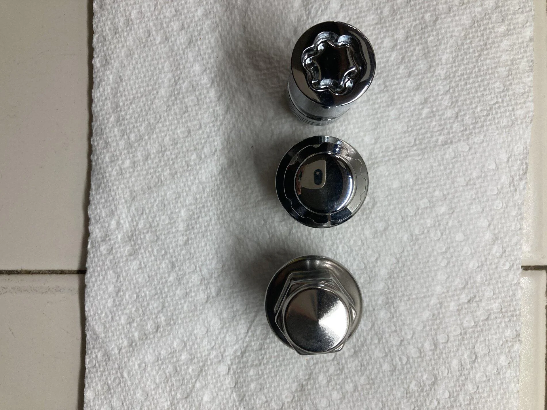 Ford F-150 Lightning Unable to find wheel lock for 2021 Platinum wheels Top McG-Gor-OEM