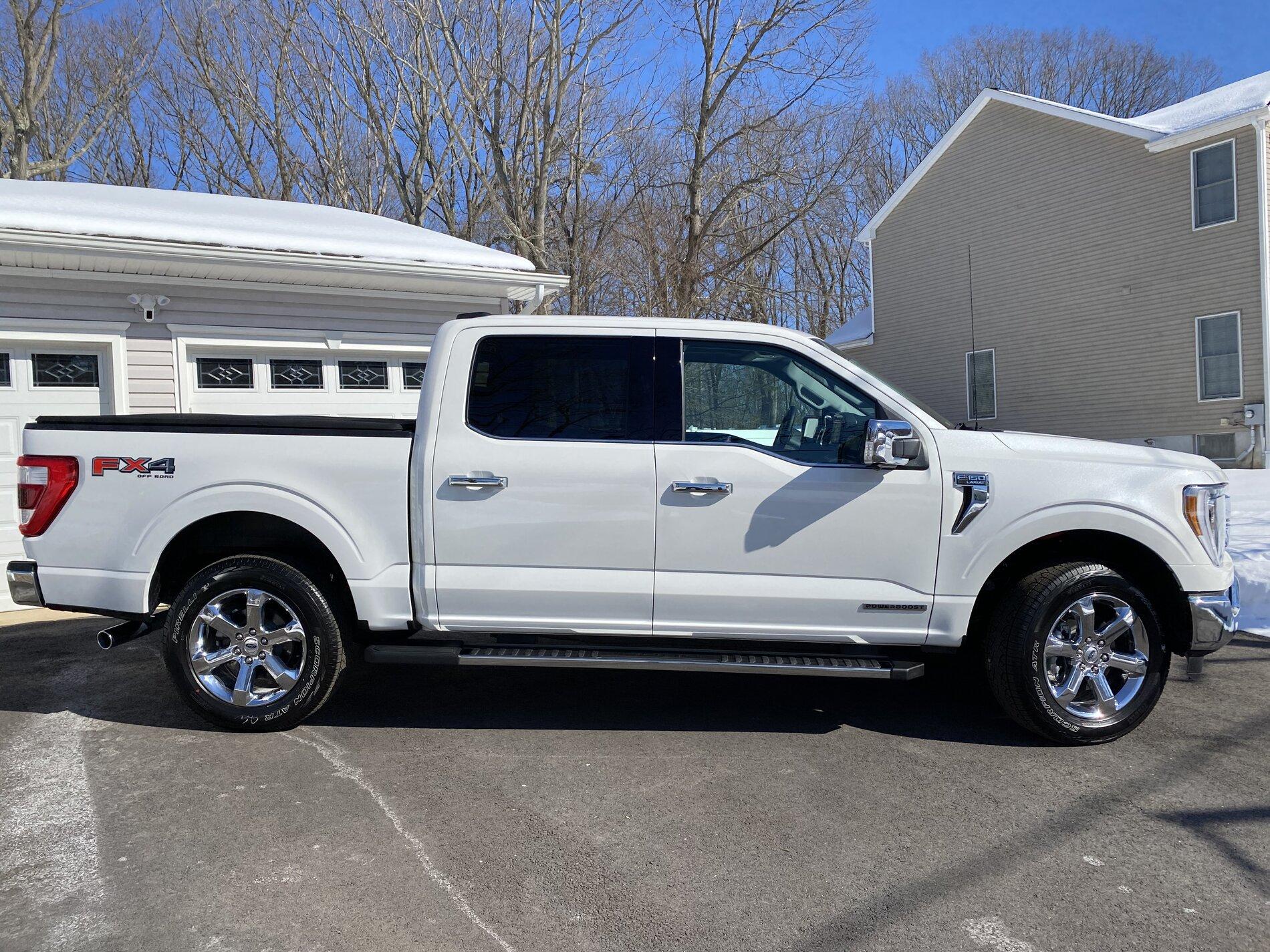 Ford F-150 Lightning Step Bar vs Running Board B5B39BB3-1D77-45DE-9AEB-B563D0AA0D02