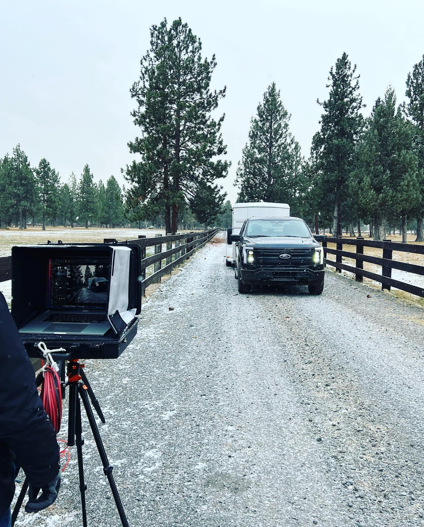 Ford F-150 Lightning Atlas Blue, Rapid Red & Antimatter Blue F-150 Lightning Pics From Official Ford Commercial Shoot 2022 F150 Lightning Atlas Blue & Rapid Red Metallic Pics 10