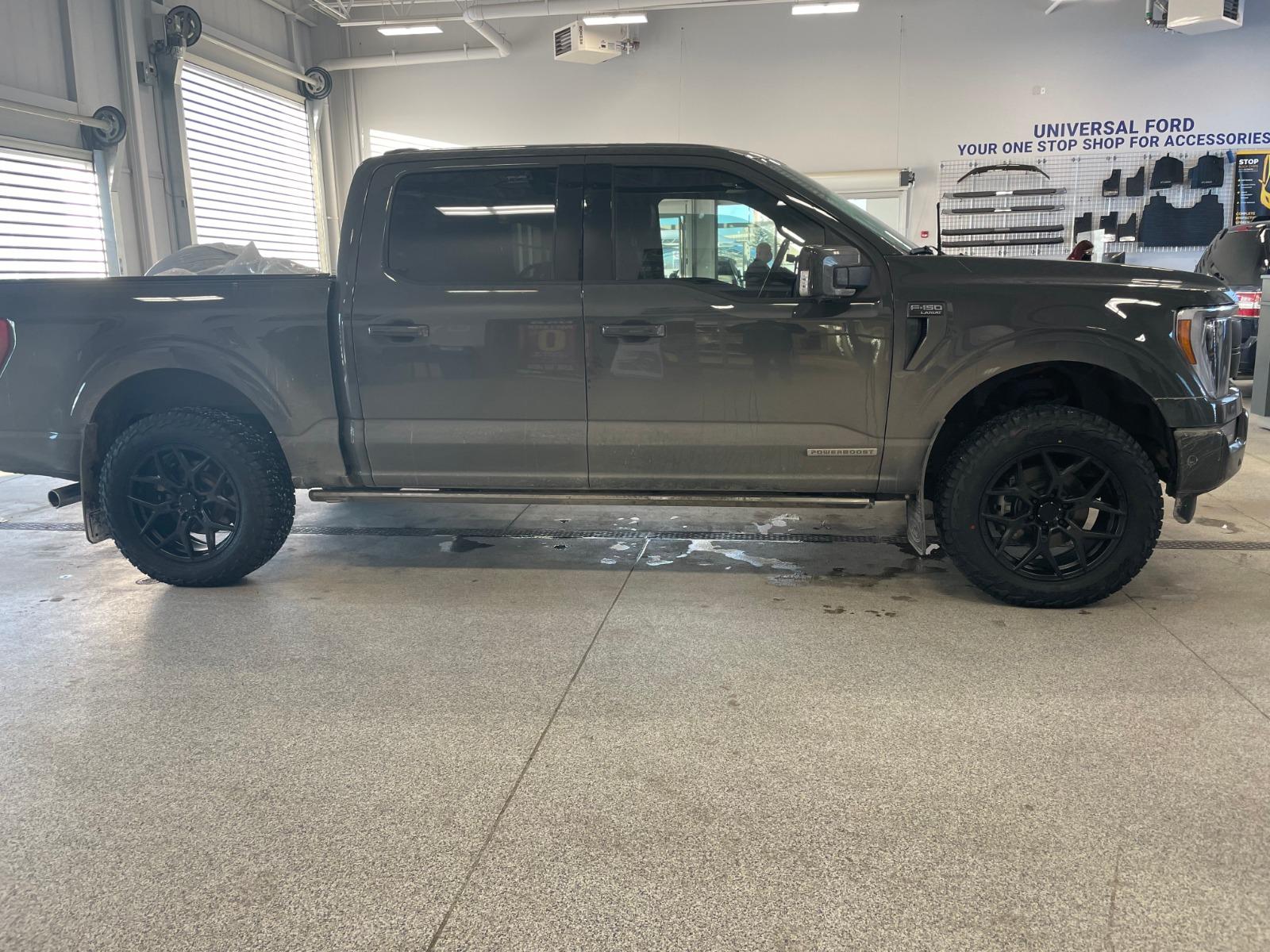 Ford F-150 Lightning 20" Factory 2021 F150 wheel weight? WhatsApp Image 2021-12-28 at 10.00.39 AM