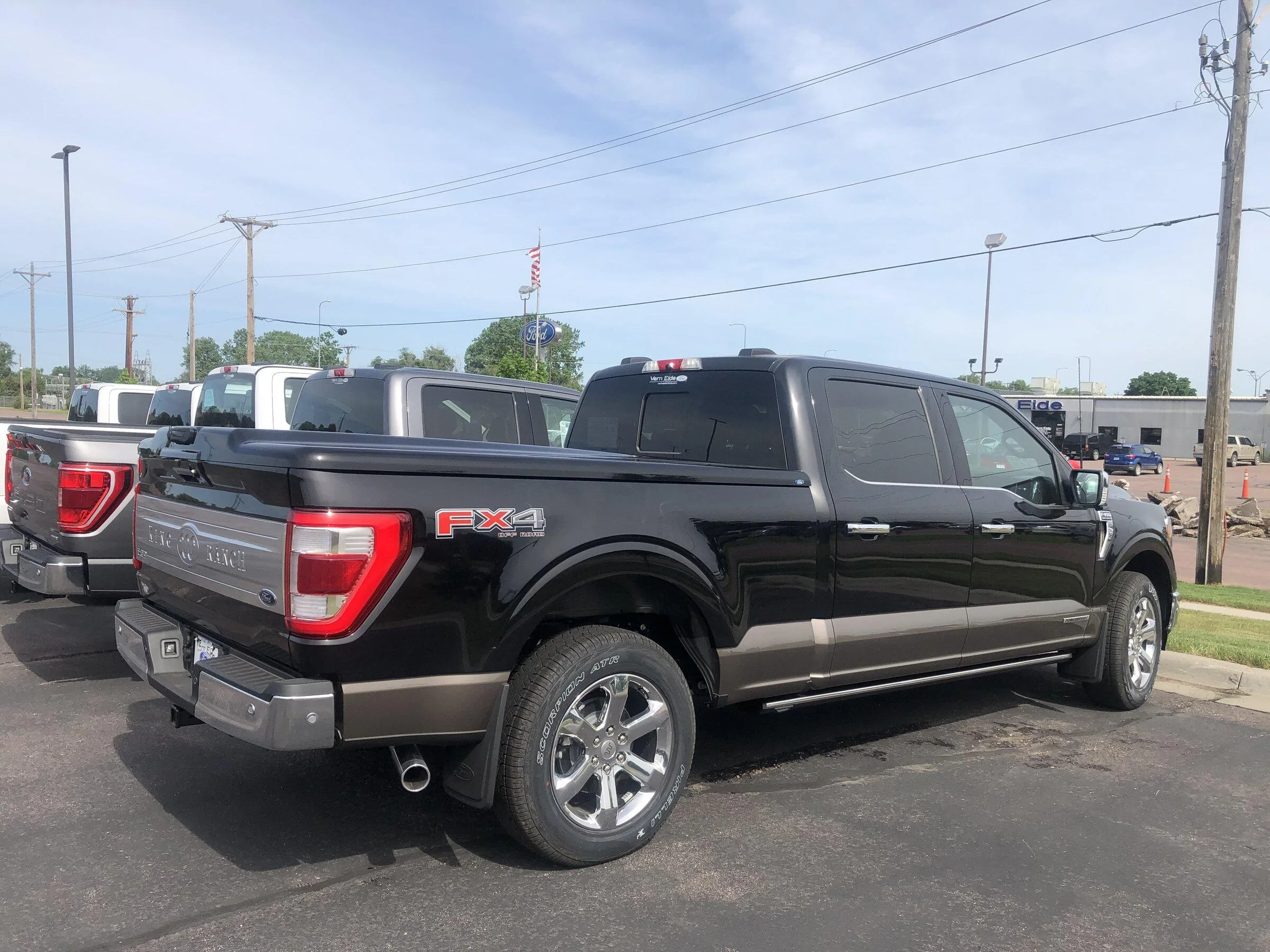 Ford F-150 Lightning Need tonneau cover help 51789574-AF39-44A9-A21B-1B0806B48467