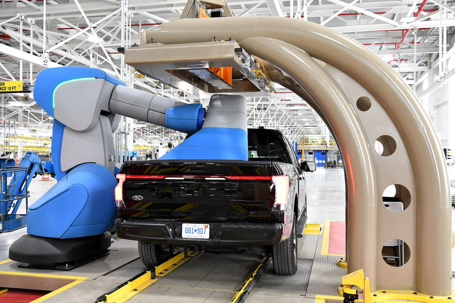 Ford F-150 Lightning Ford Doubling F-150 Lightning Production Capacity to 150,000 Per Year. Order Invitations Begin Thursday. REVC_8