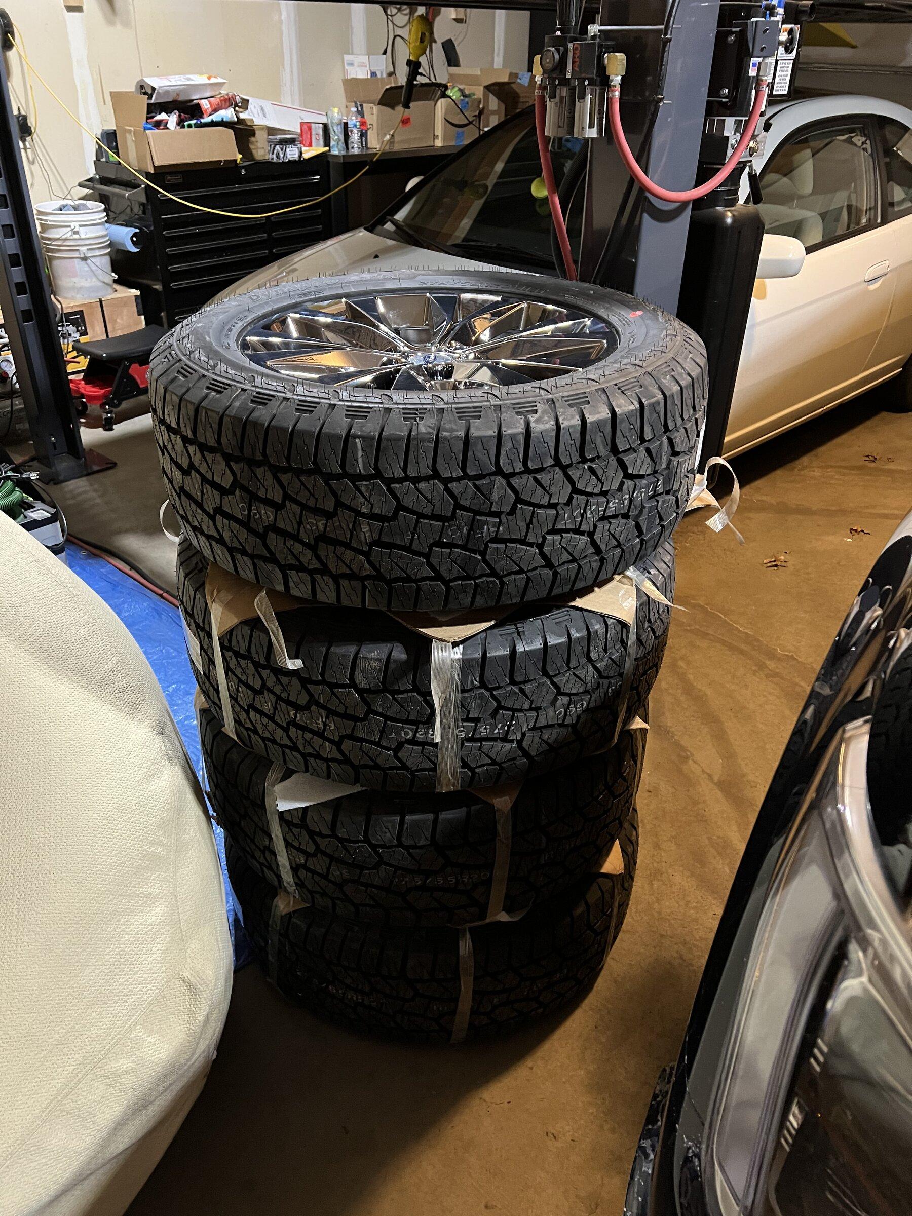 Ford F-150 Lightning Pairing TPMS Sensors For New Wheels / Tires ? W3.JPG
