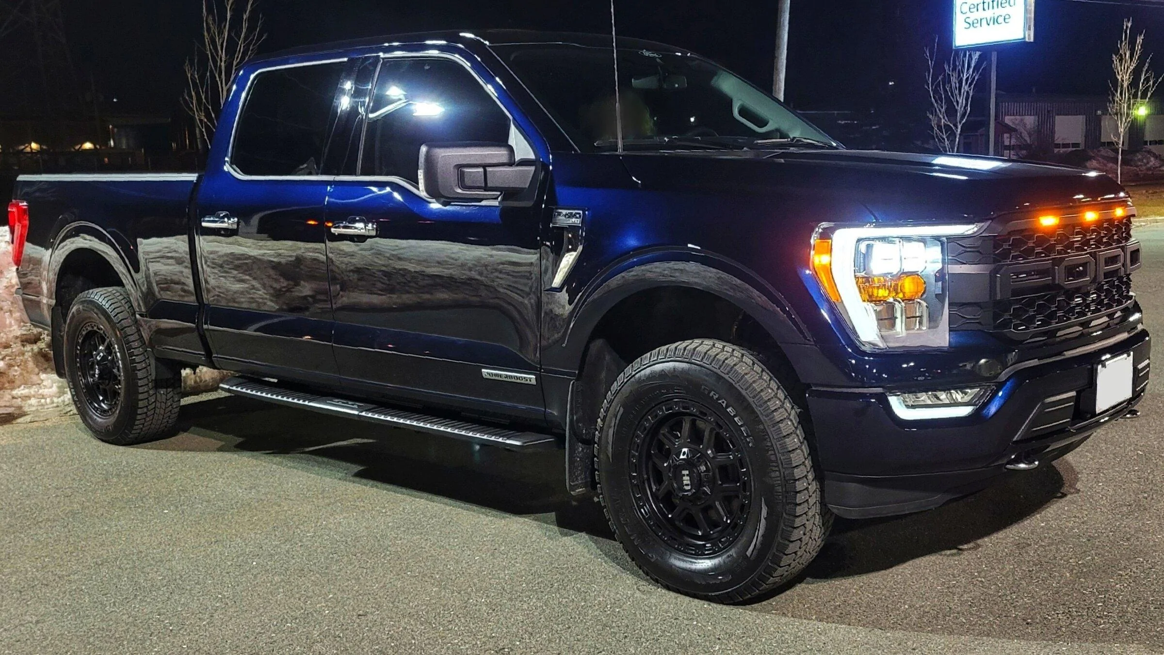 Ford F-150 Lightning Antimatter Blue & Chrome - Wheel Options? 20220118_050228