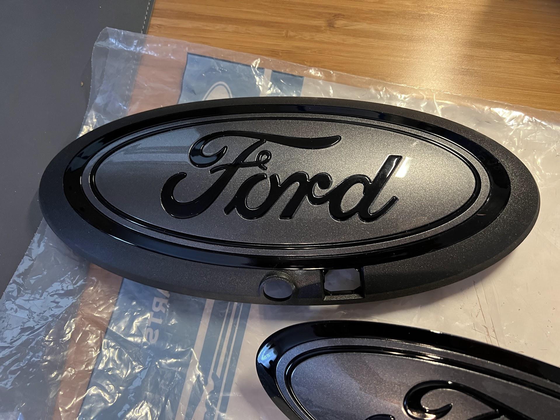 Ford F-150 Lightning Carbonized Gray/Black Ovals for 2021-2022 F150 ovals_3