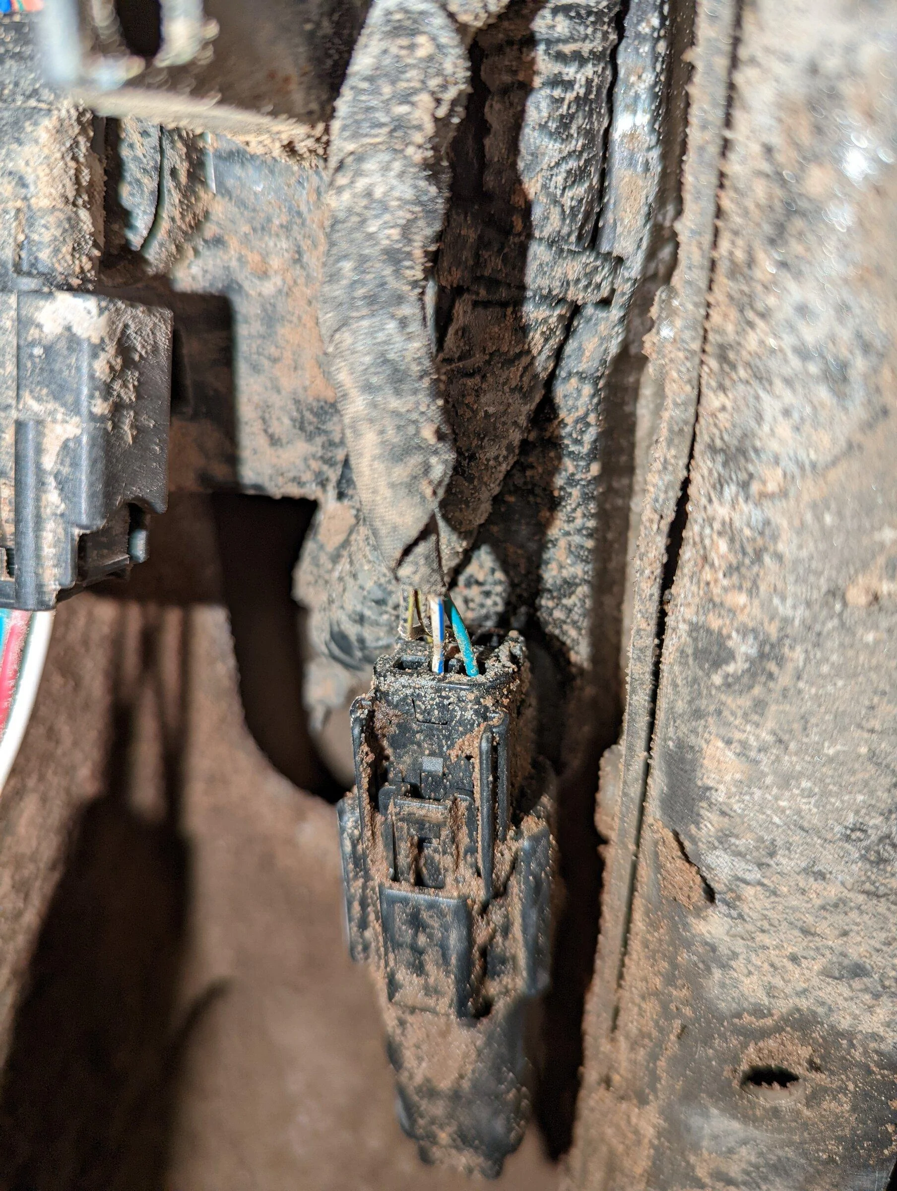 Ford F-150 Lightning Plug identification PXL_20220209_214833620