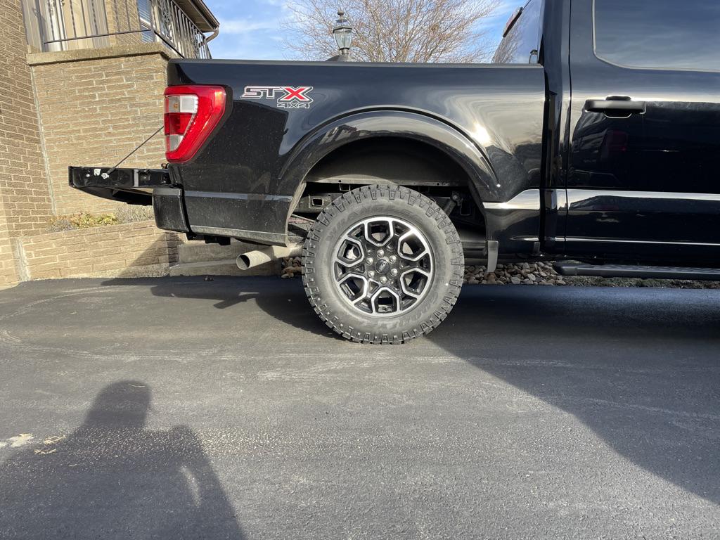 Ford F-150 Lightning Factory Wheels with Aftermarket Tire Thread 63FAA1EE-250B-4A7E-BFBE-761F72A778C3_1_105_c