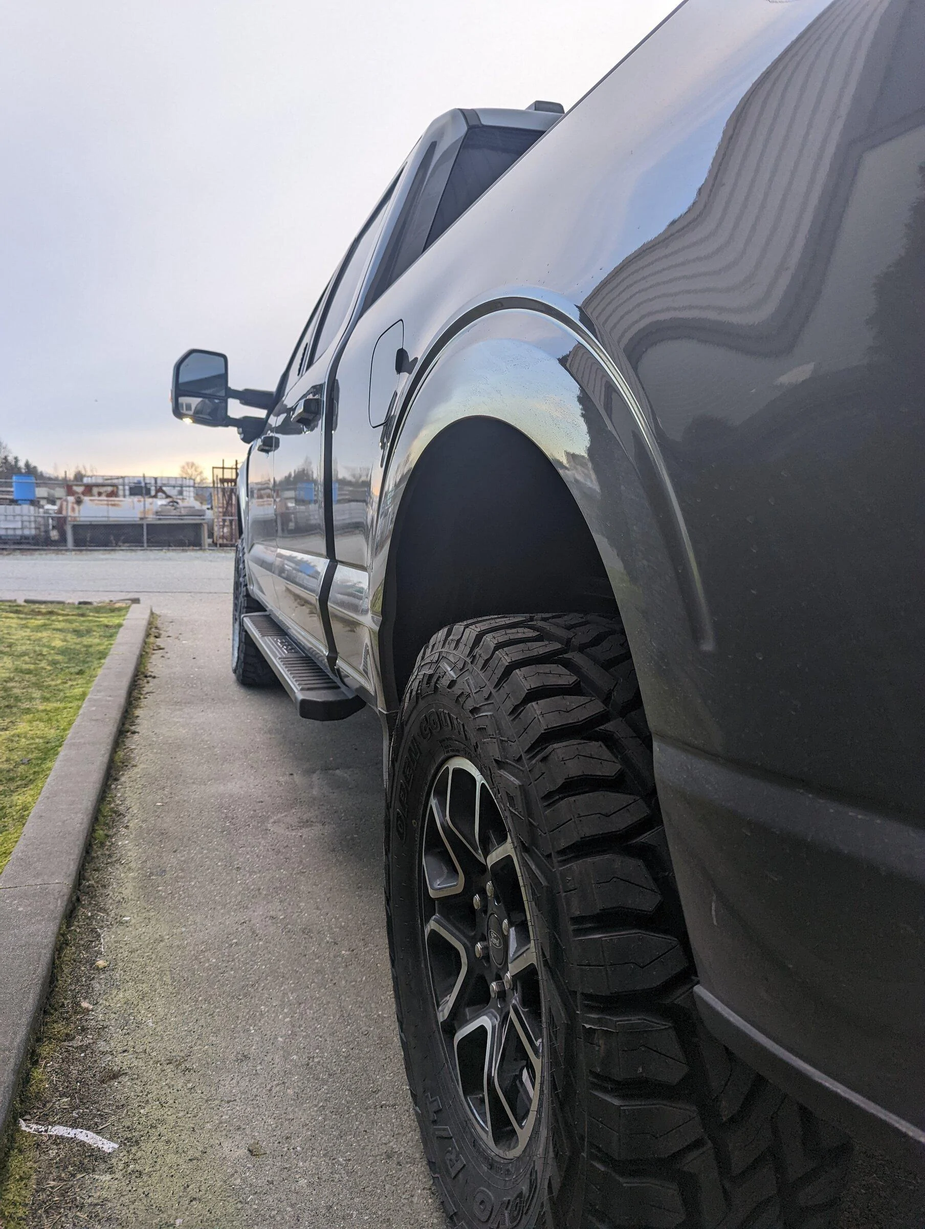 Ford F-150 Lightning 3" Rough Country Lift and 35's PXL_20220310_151312321