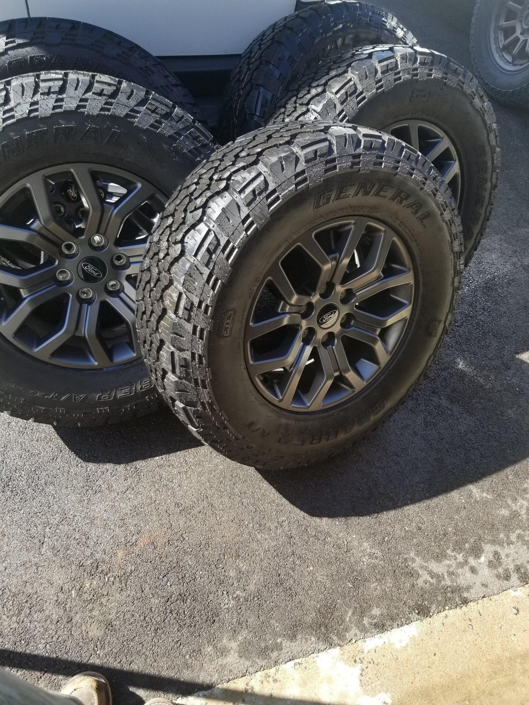 Ford F-150 Lightning 5- New take off 2022 Ford F150 Tremor wheels and tires with tpms sensors 20220313_142453