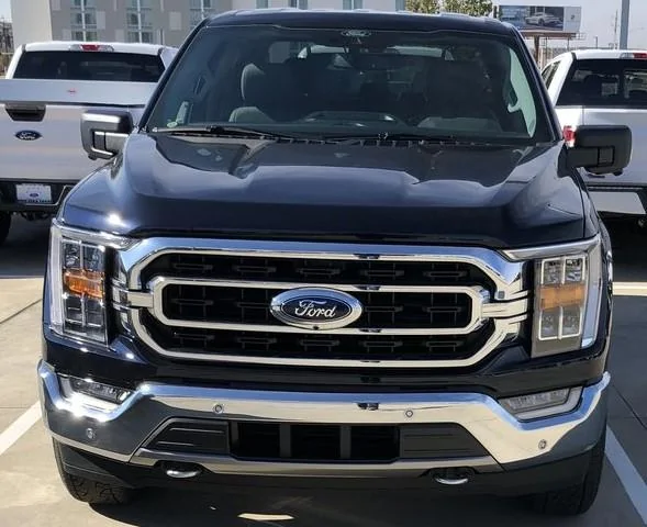Ford F-150 Lightning Chrome Grille New Takeoff XLT Chrome Appearance Package Antimatter Blue XLT Chrome 2021 F150 a