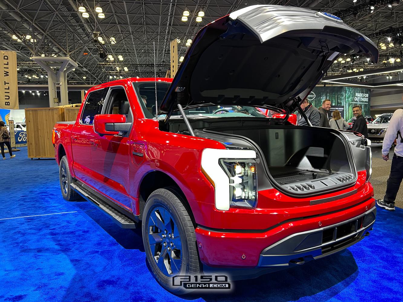 Ford F-150 Lightning RAPID RED F-150 Lightning Photos & Club rapid-red-f150-lightning-nyias-2022-3