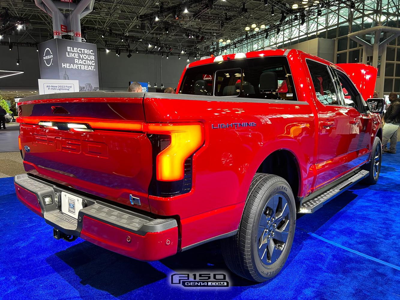 Ford F-150 Lightning RAPID RED F-150 Lightning Photos & Club rapid-red-f150-lightning-nyias-2022-6