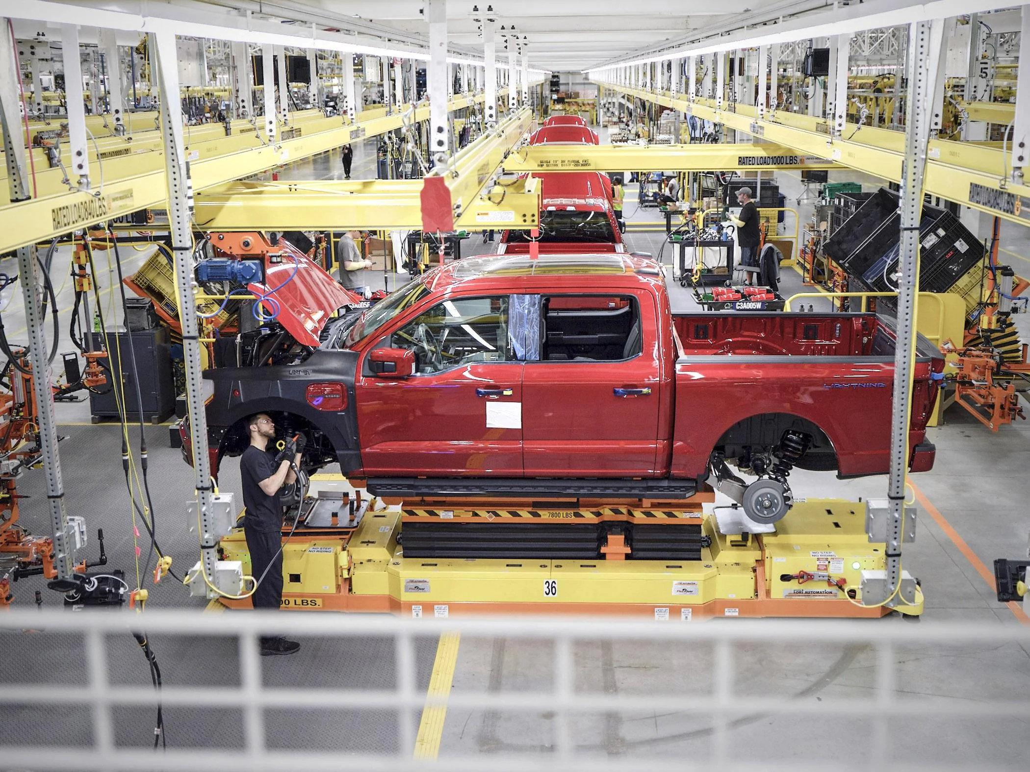 Ford F-150 Lightning 👷🏼♂️ Today Marks the Production Start For F-150 Lightning Trucks! -- Photos & Videos Rouge Electric Vehicle Center_09