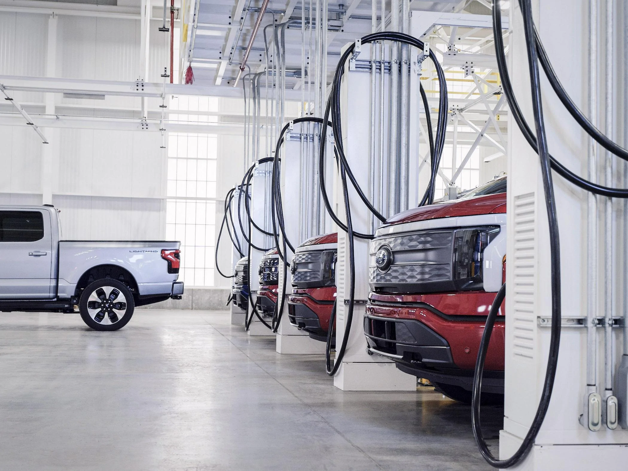 Ford F-150 Lightning 👷🏼♂️ Today Marks the Production Start For F-150 Lightning Trucks! -- Photos & Videos Rouge Electric Vehicle Center_11