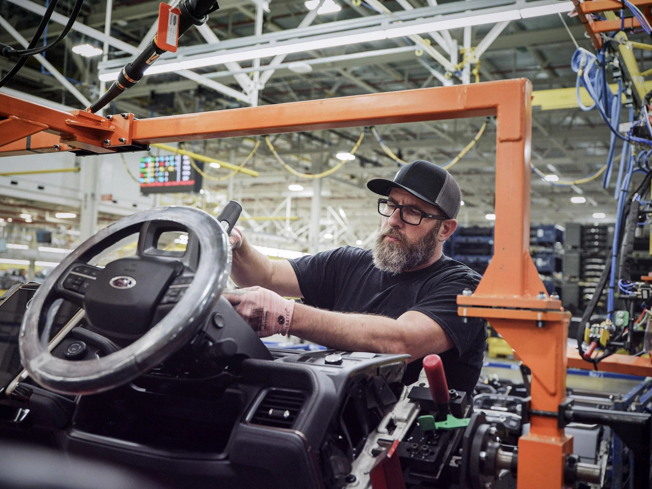 Ford F-150 Lightning 👷🏼♂️ Today Marks the Production Start For F-150 Lightning Trucks! -- Photos & Videos Rouge Electric Vehicle Center_13_ Wade Raddatz