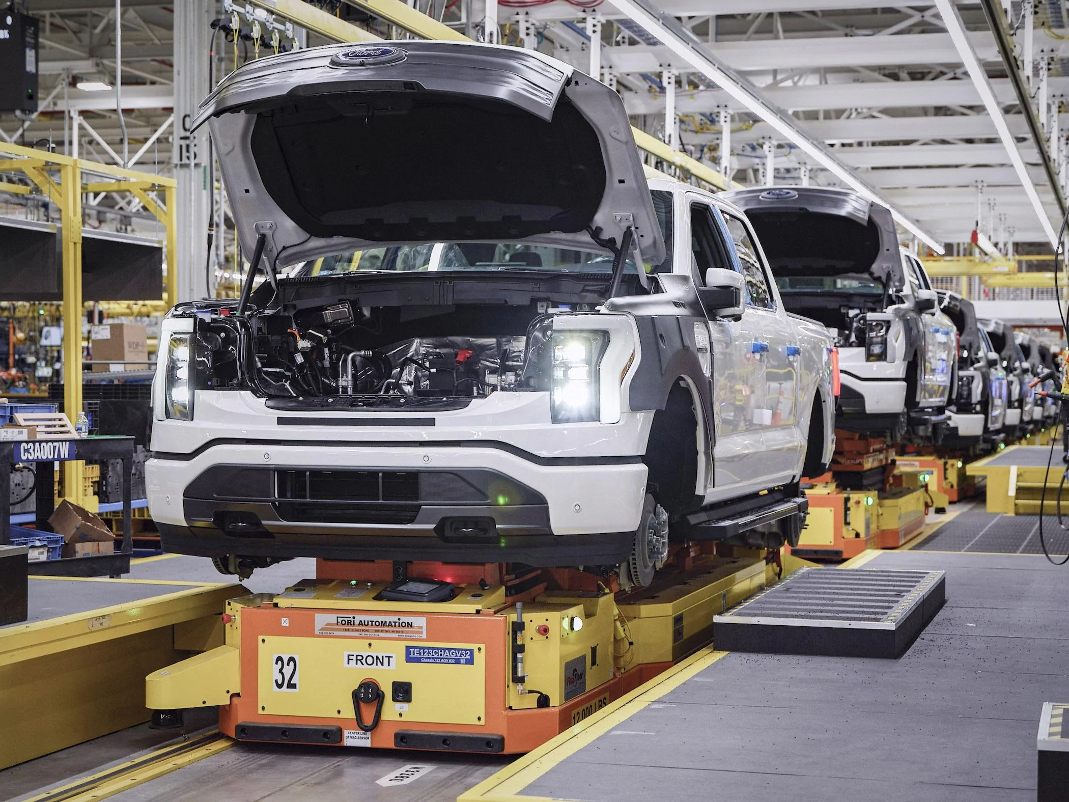 Ford F-150 Lightning 👷🏼♂️ Today Marks the Production Start For F-150 Lightning Trucks! -- Photos & Videos Rouge Electric Vehicle Center_16